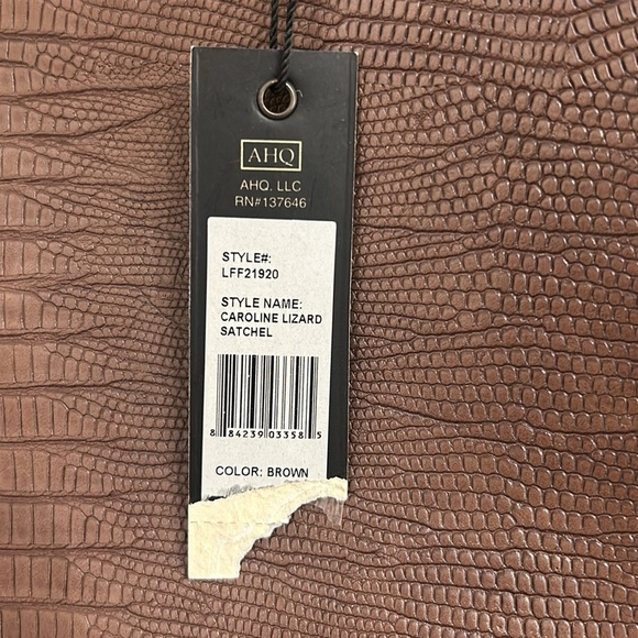 NWT LONDON FOG  Caroline Lizard Satchel Brown - Picture 4 of 9